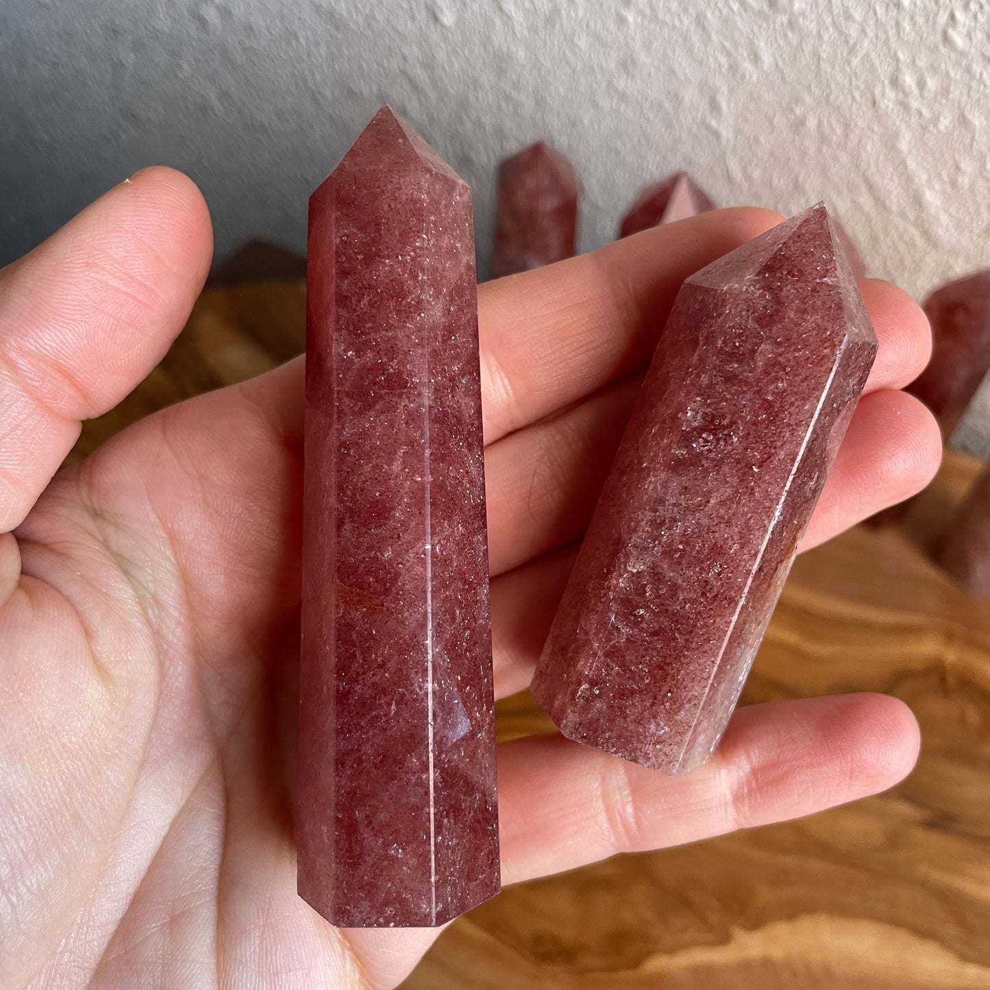 Unwind in the serene energy of Strawberry Quartz with this unique tower, perfect for crystal enthusiasts seeking gentle positivity.